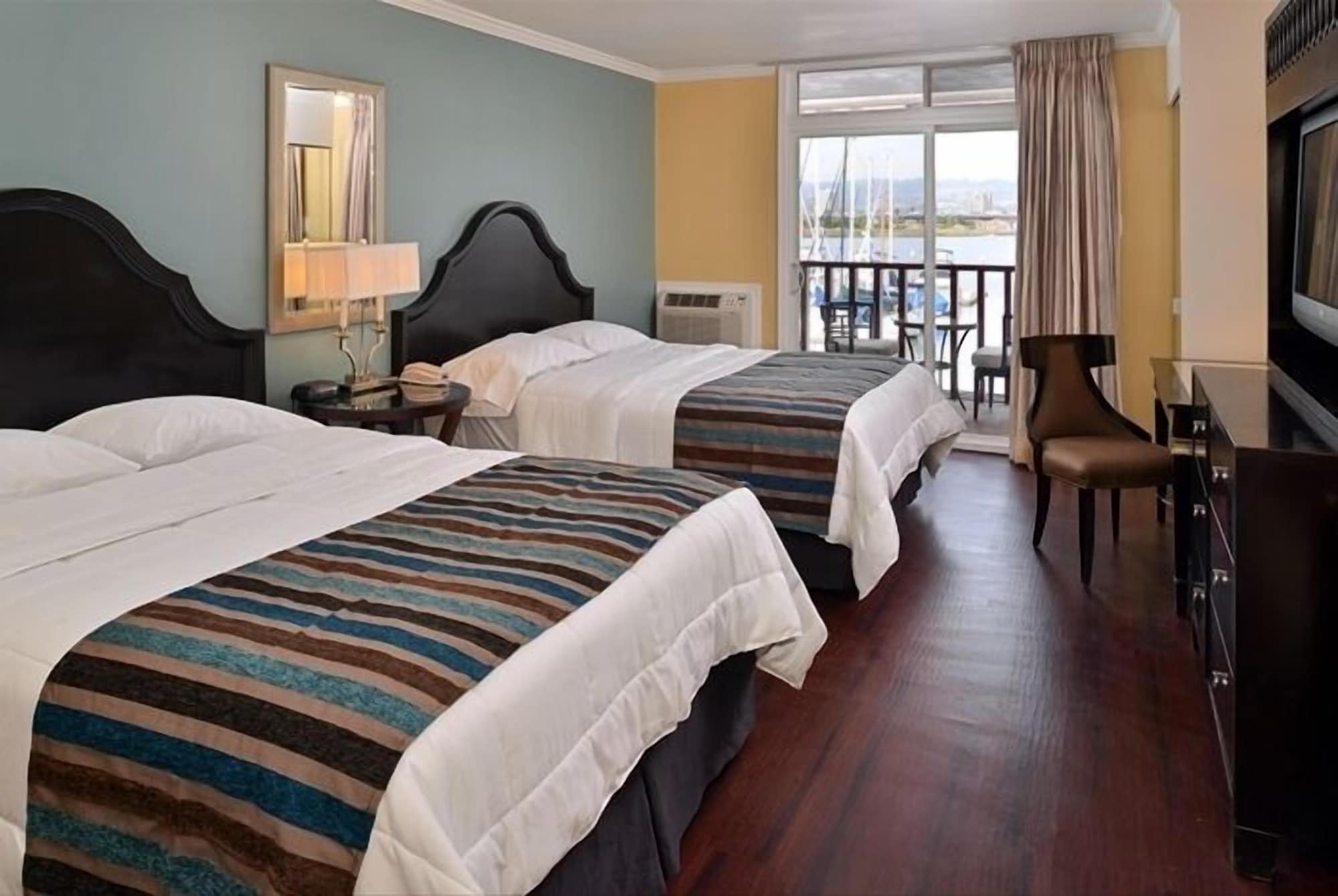 SUPERIOR, 2 QUEEN BEDS, MARINA VIEW