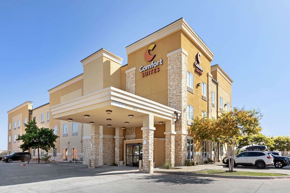 Comfort Suites West Dallas Cockrell Hill 32/35