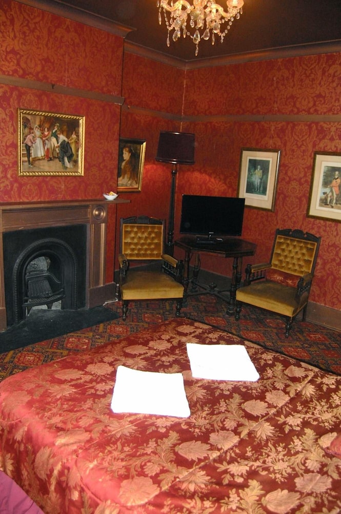 Shakespeare Hotel Surry Hills 29/37