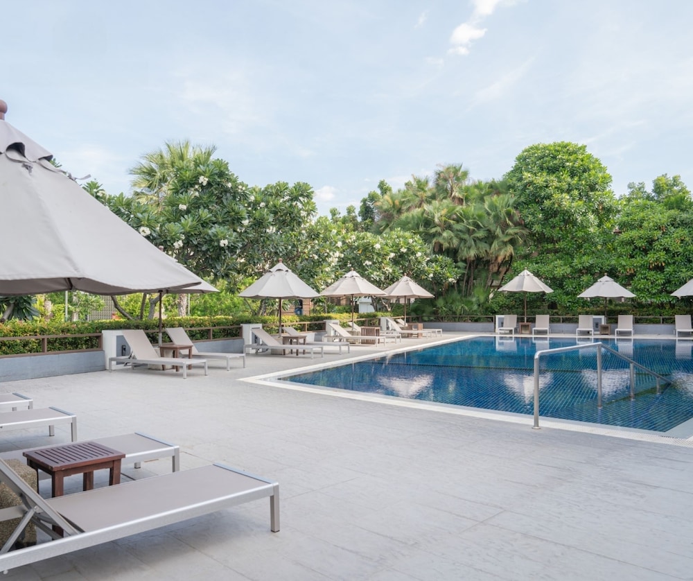 Amaranth Suvarnabhumi Hotel 42/49