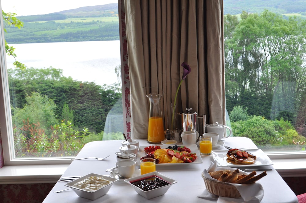 Loch Ness Cottages 45/50