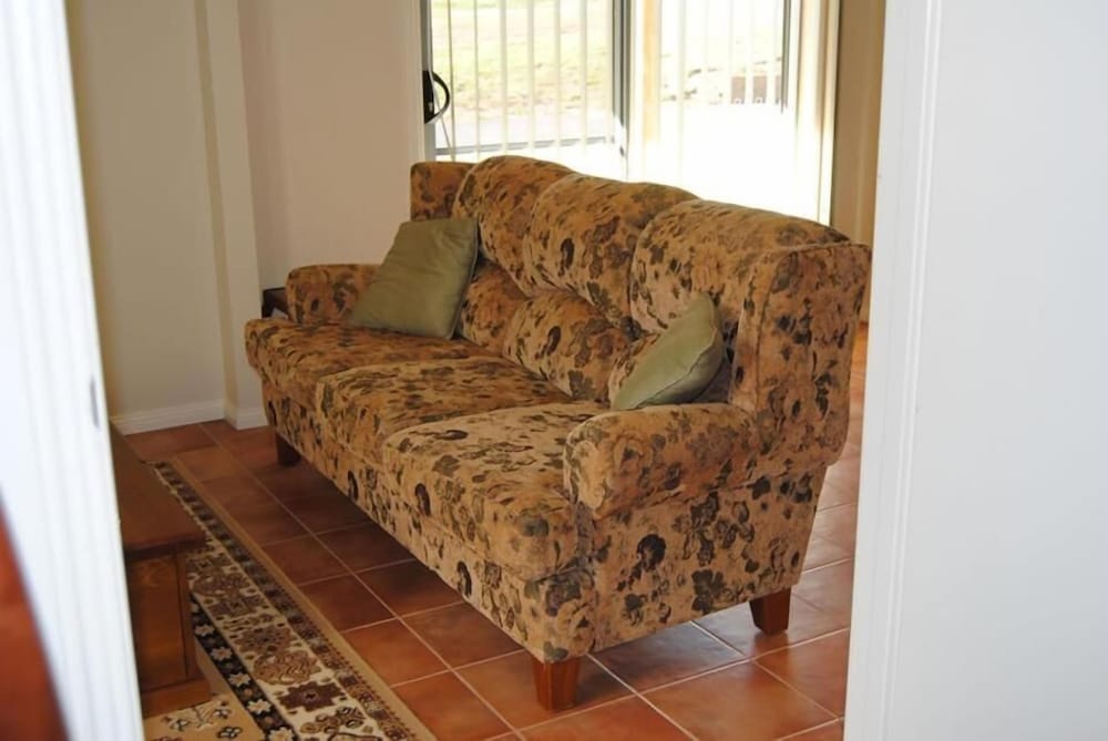Clarendon Chalets 27/50