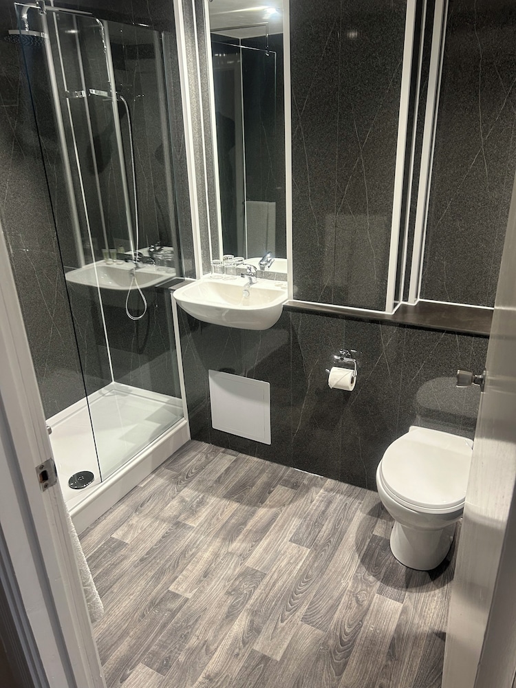 غرفة قياسية بسرير مزدوج، Britannia Hotel Birmingham - New Street Station 10/10