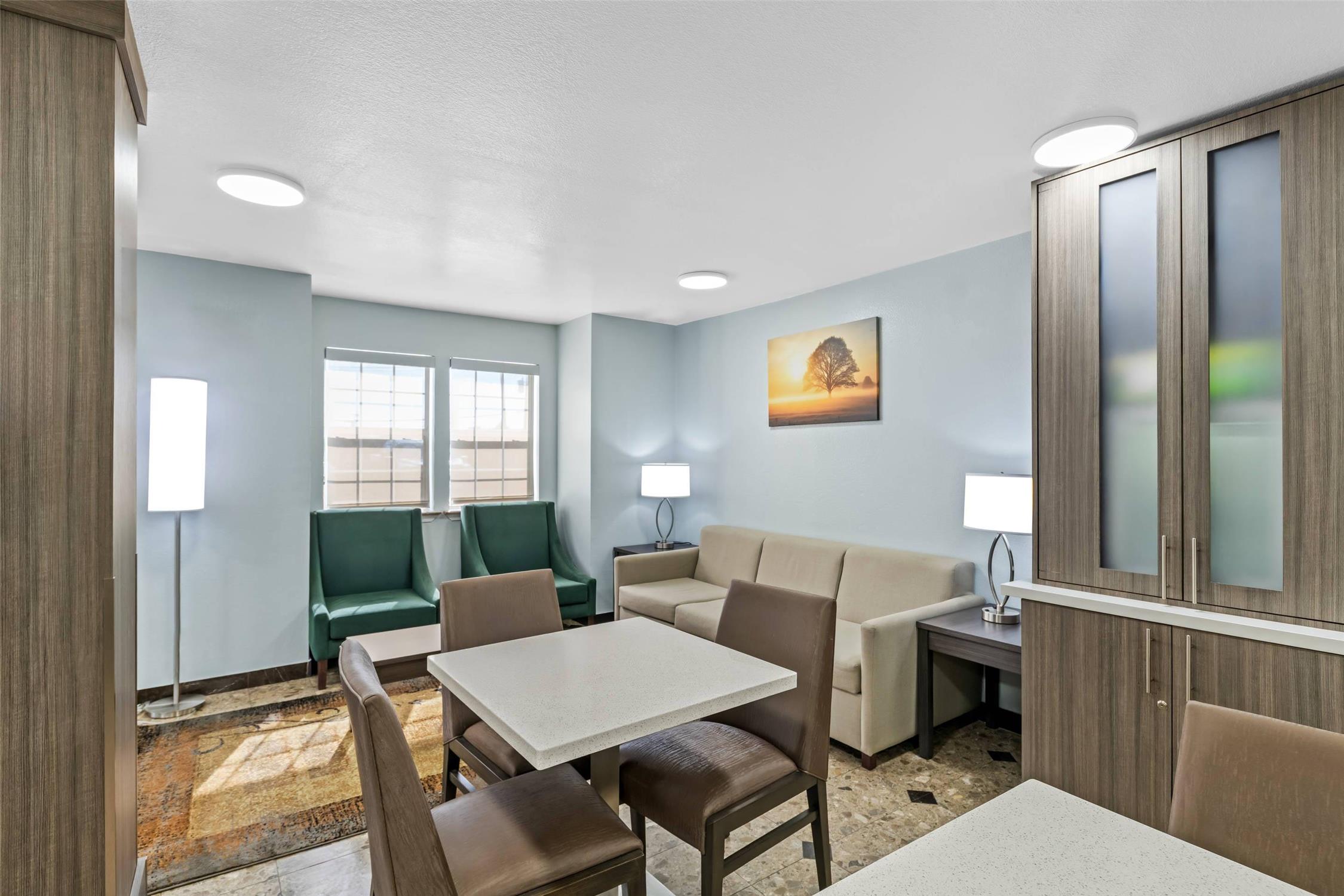 Quality Inn & Suites North Mesquite I-30 29/36