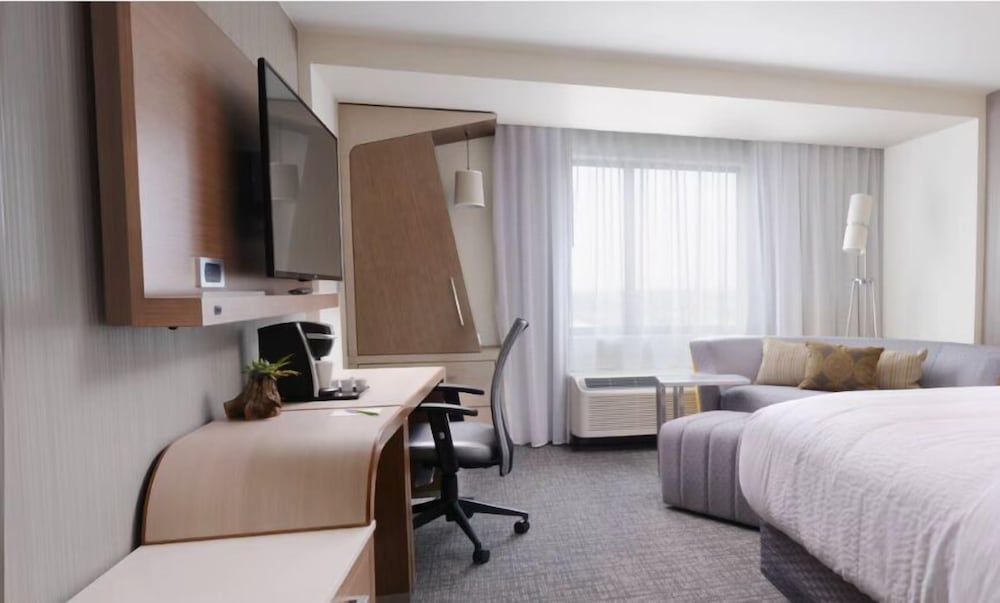 Room at Courtyard Austin Pflugerville And Pflugerville Conference Center, Pflugerville - TX