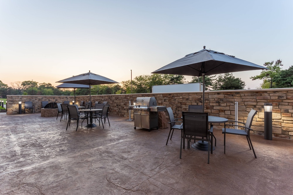 Fairfield Inn & Suites Franklin 30/34