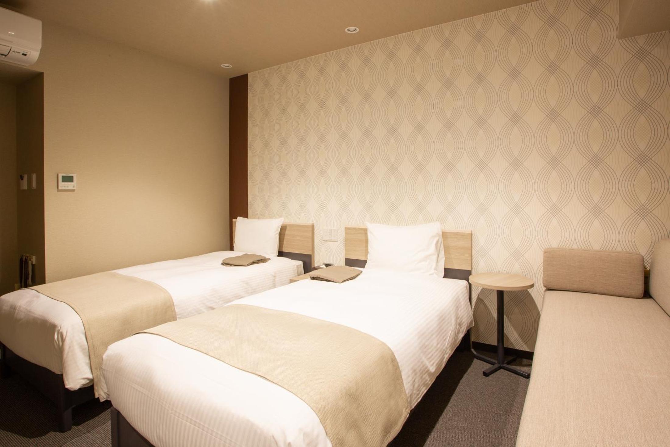 Kuretake Inn Osaka Midousuji Hommachi 23/54