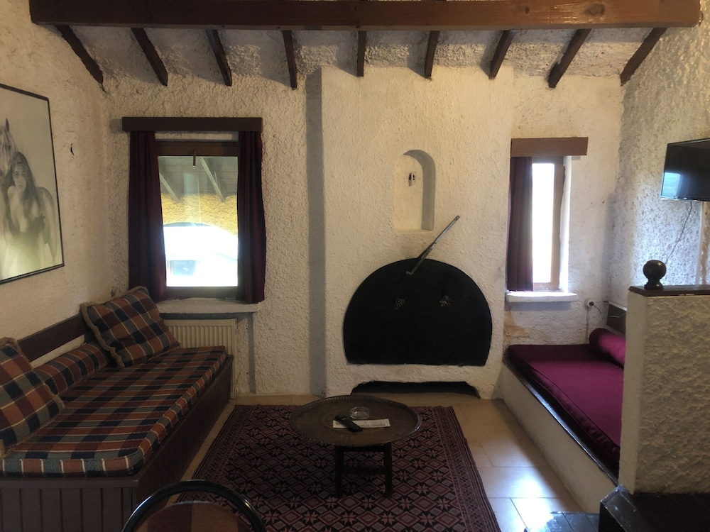Polonezkoy Country Club 37/50