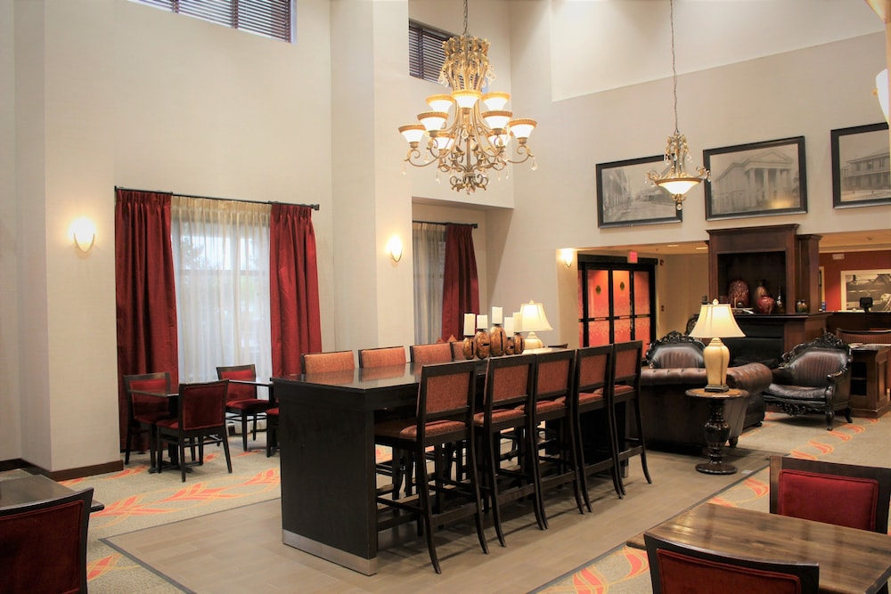 Hampton Inn & Suites Thibodaux 39/48