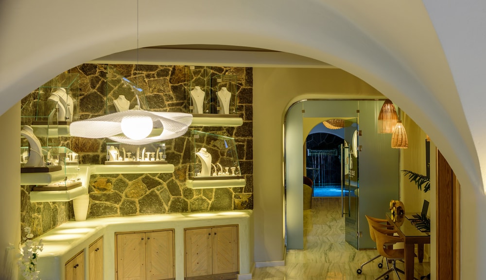 ACRO BLUE LUXURY VILLAS 6/60