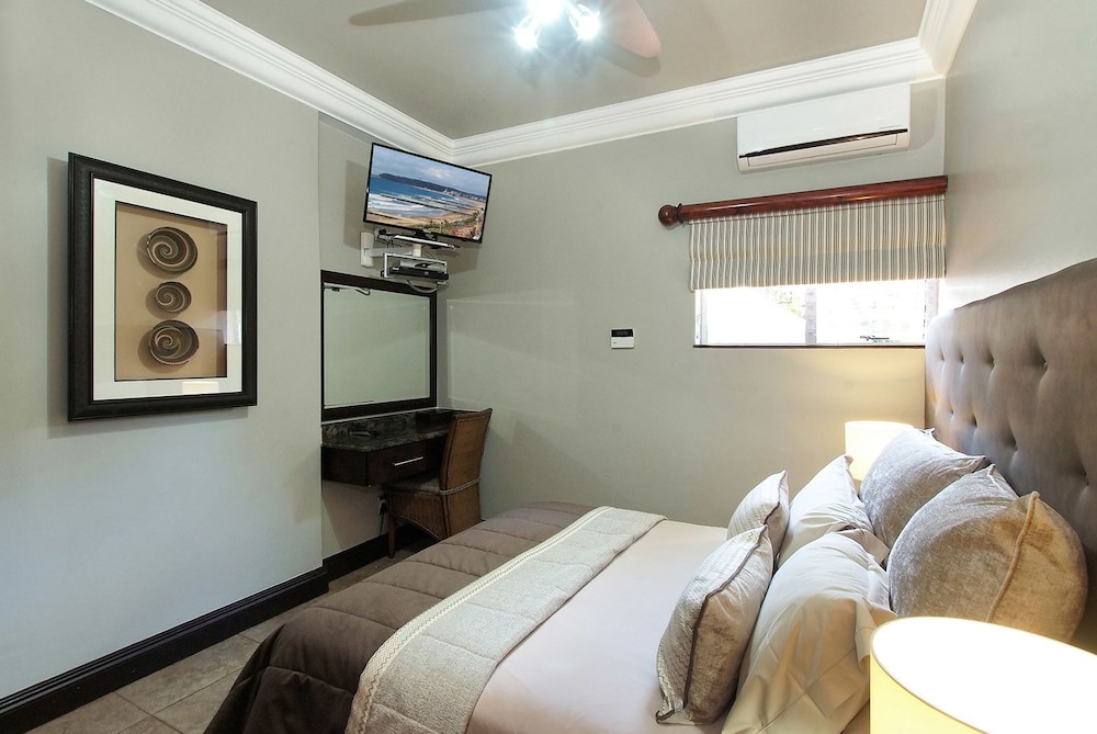 Ushaka Manor Guest House photo5