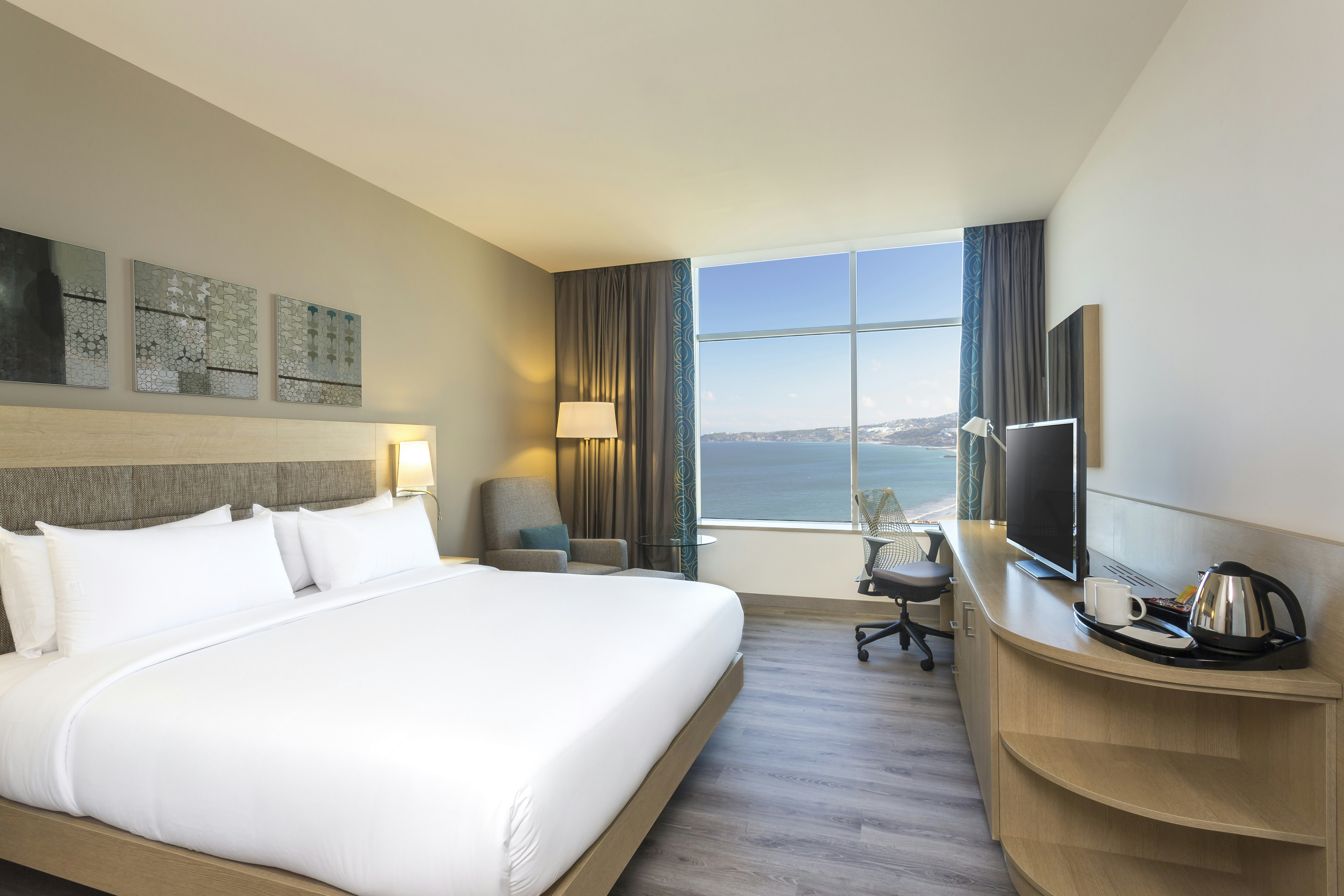 ROOM, KING BED, SEA VIEW