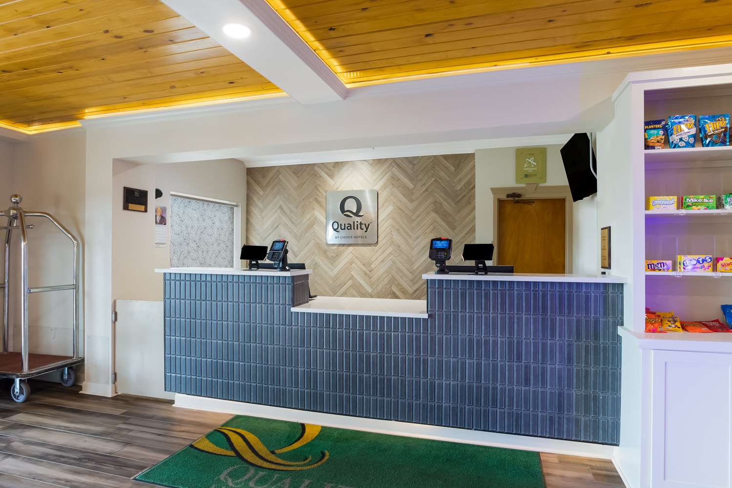 Quality Inn and Suites Pearl-Jackson 5/36