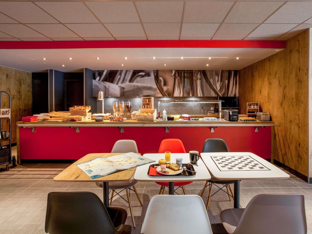 Ibis Cahors 34/50