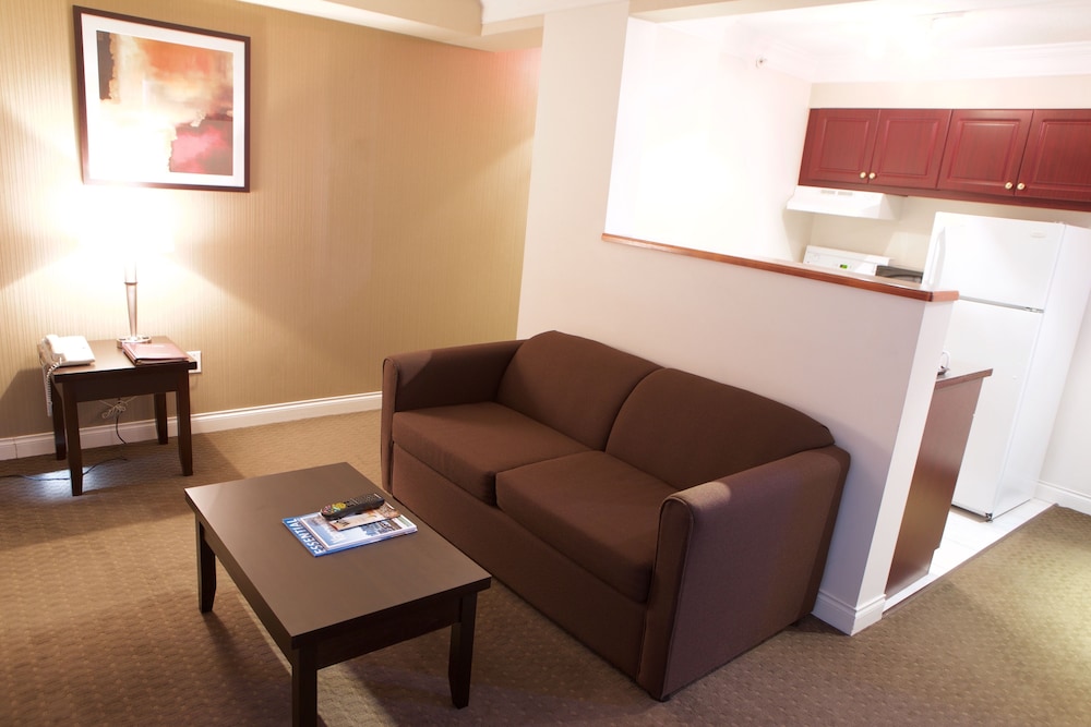 Century Plaza Hotel & Spa 48/74