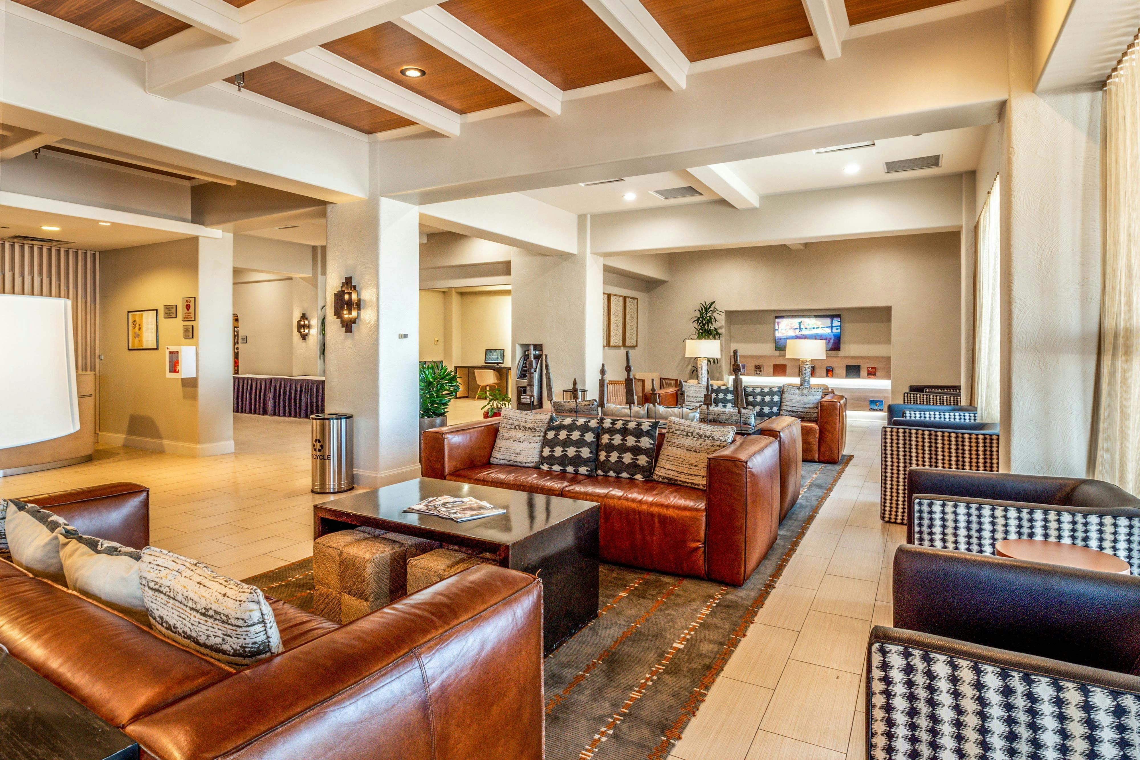 Sheraton Albuquerque Airport Hotel 6/12
