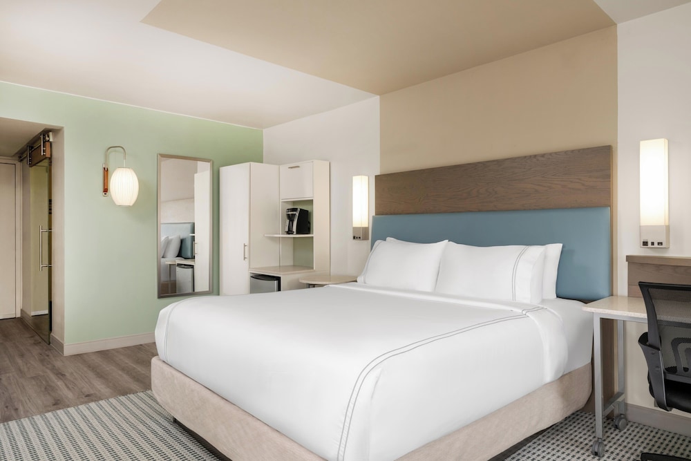 جناح بسرير كينج لذوي الإعاقة، EVEN Hotel Rockville Washington DC Area 2/6