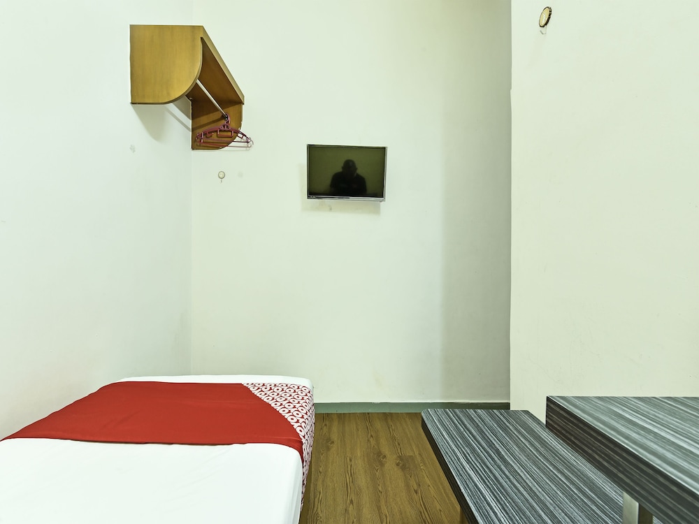 OYO 44036 Hotel De Perdana Hill 23/34