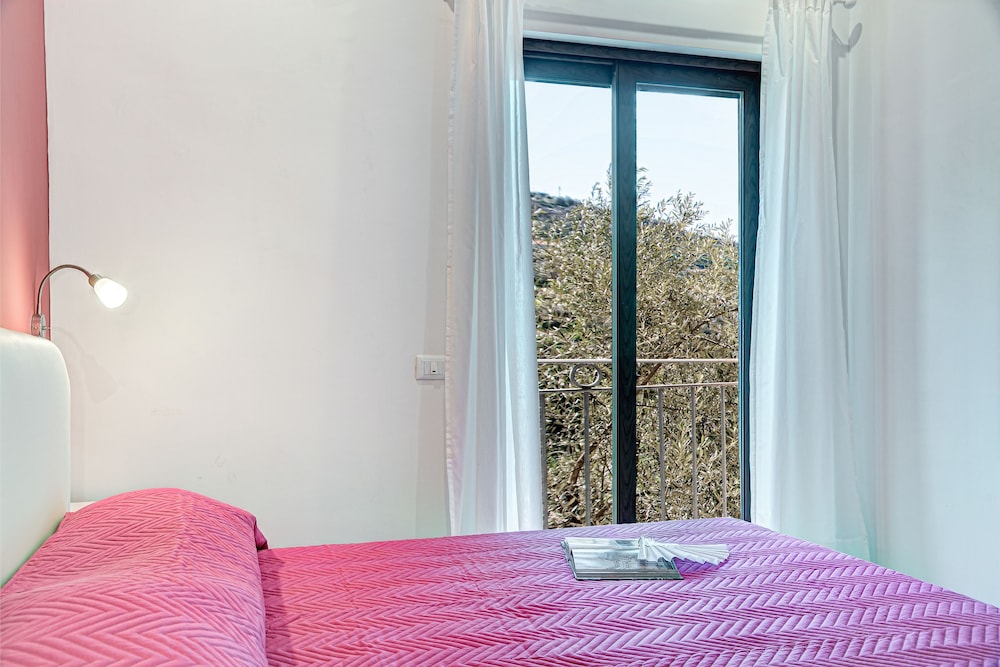 1 BEDROOM, FAMILY, APARTMENT, DOUBLE BED, SOFA