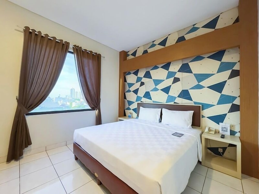 Superior, Queen Bed