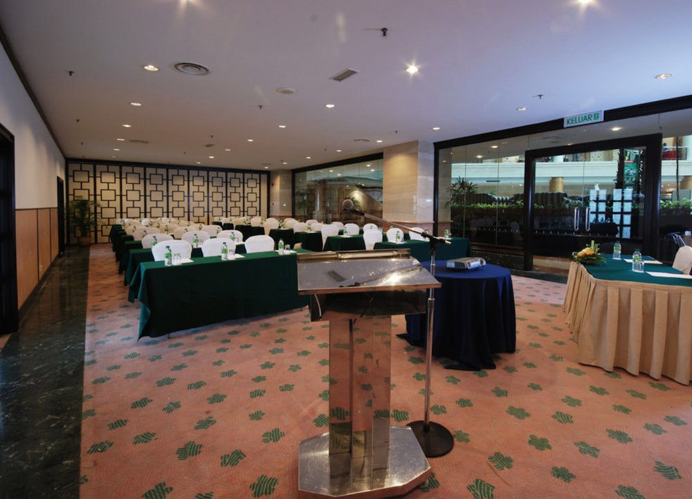Berjaya Waterfront Hotel, Johor Bahru 54/64