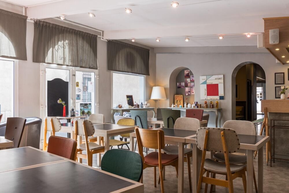 Hotel Edmond Rostand 43/45