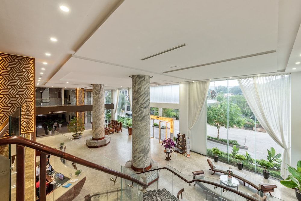 Amarin Resort & Spa 35/69