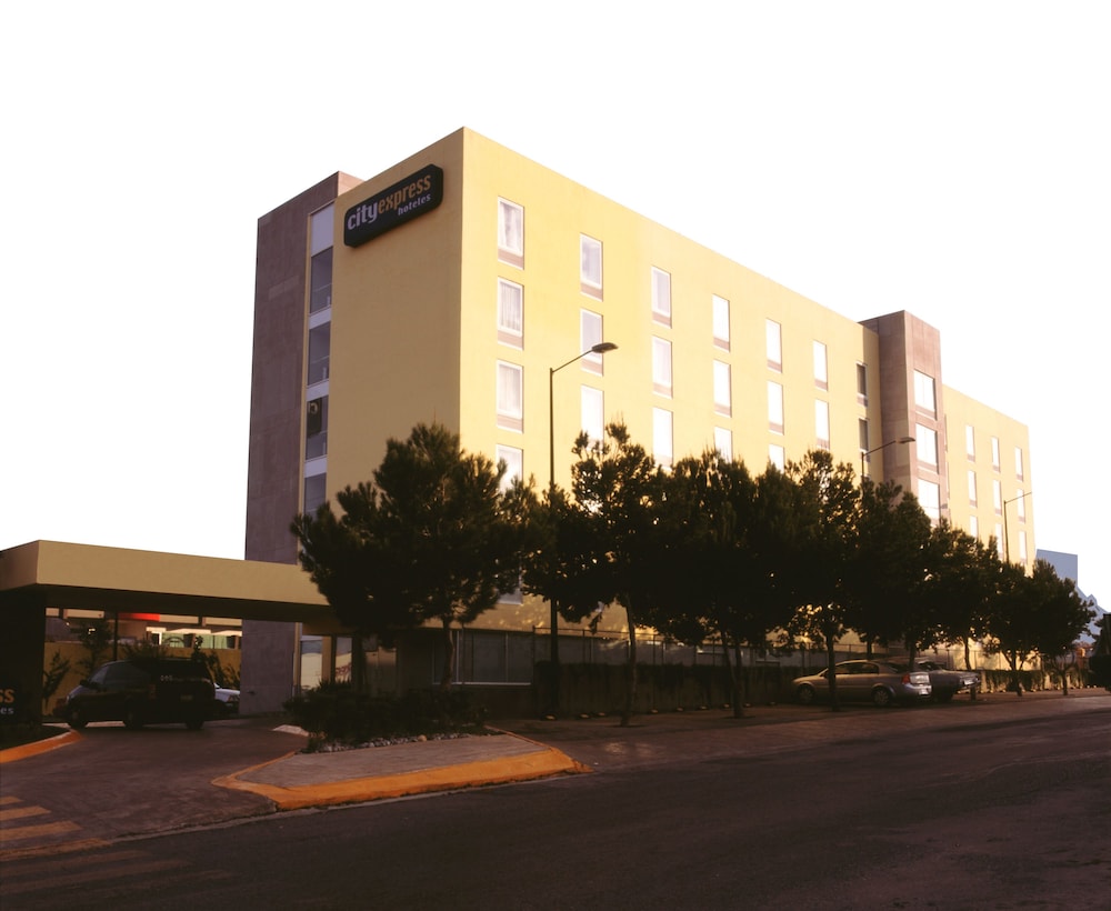 City Express by Marriott Saltillo Norte 7/34