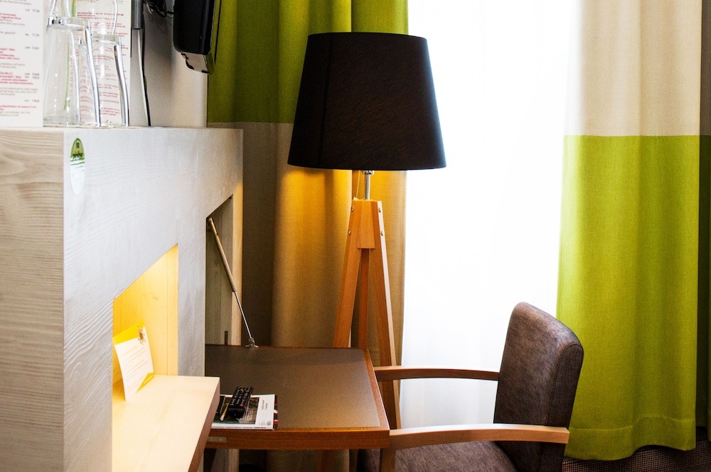 Boutiquehotel Stadthalle 33/75