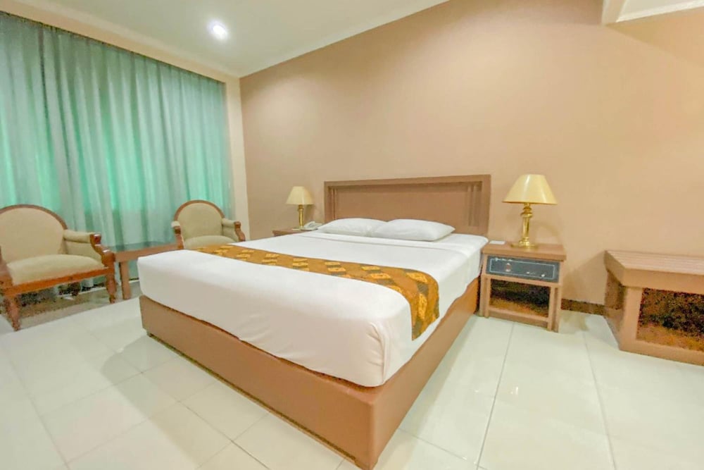 Riyadi Palace Hotel 16/61
