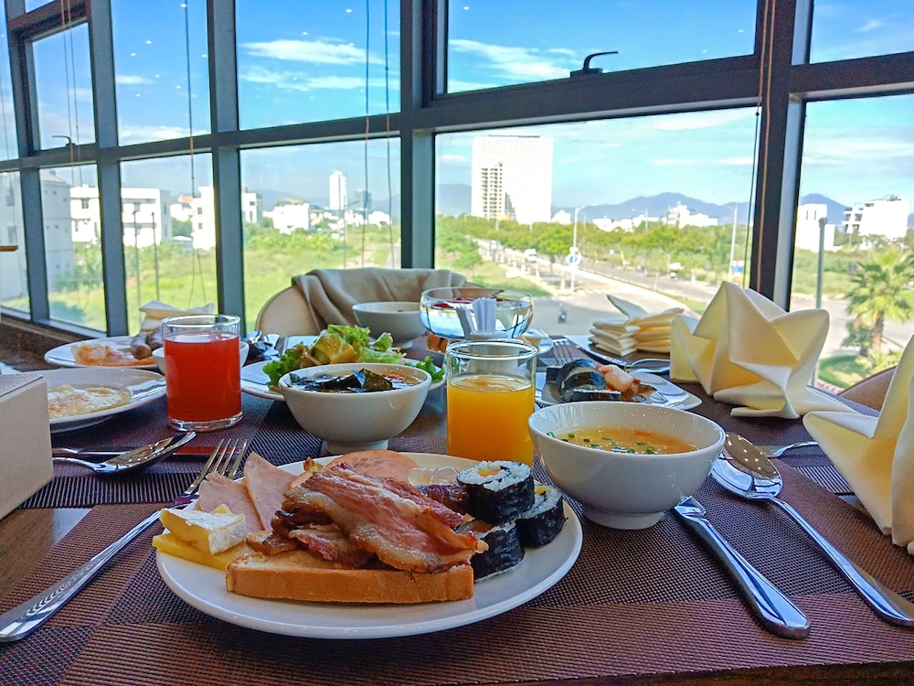 Alansea Danang Hotel 86/100