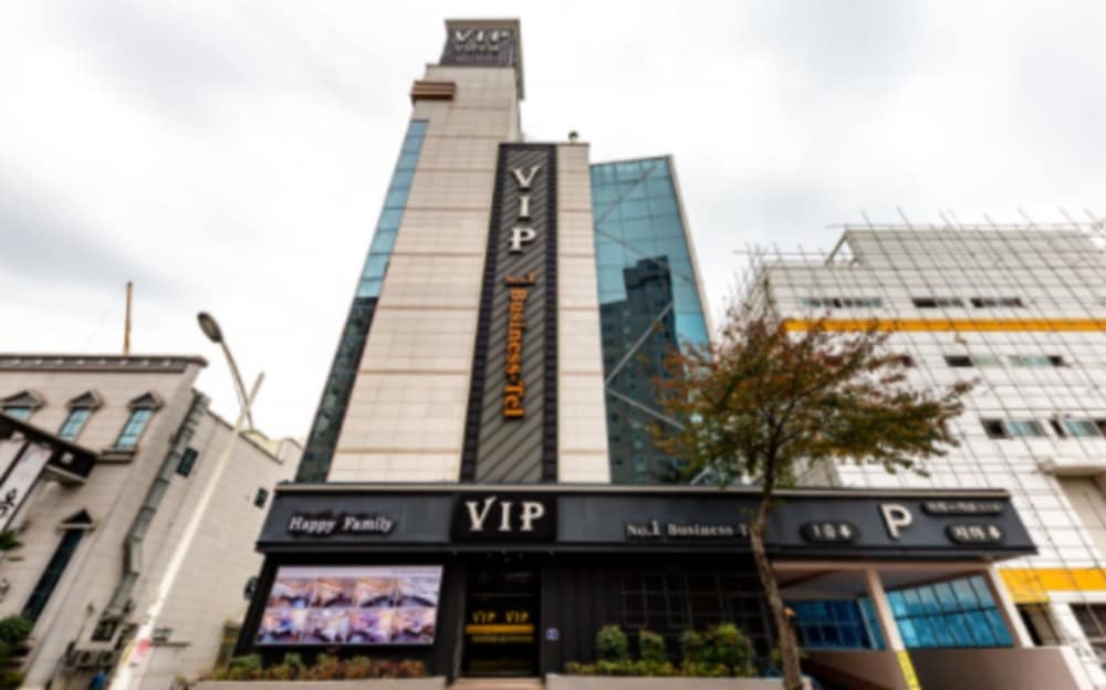 Vip Hotel Mok-Po 2/59