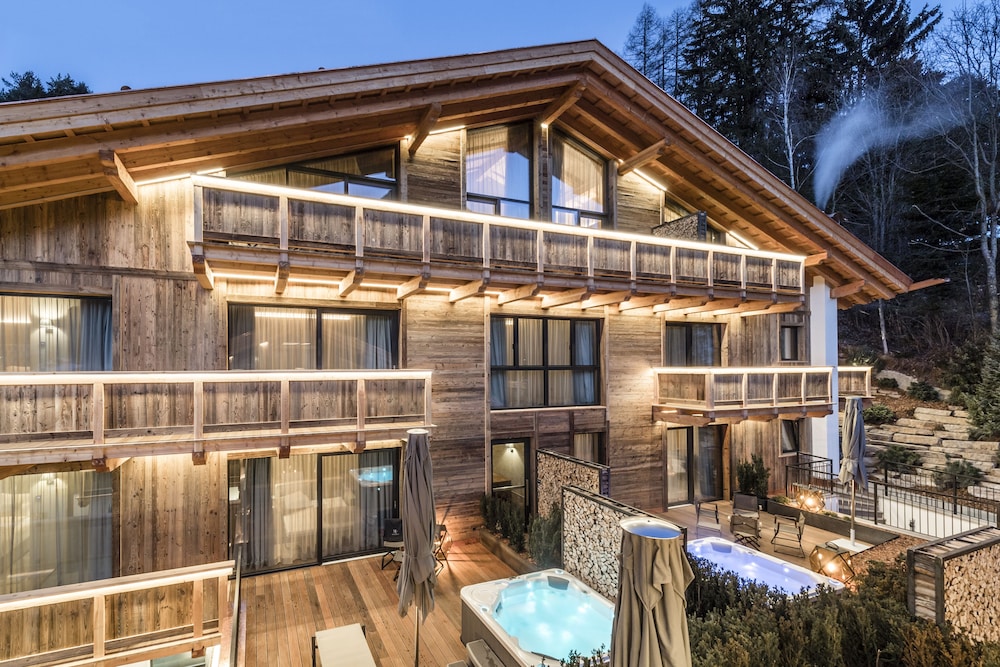 Hotel Montchalet 3/50