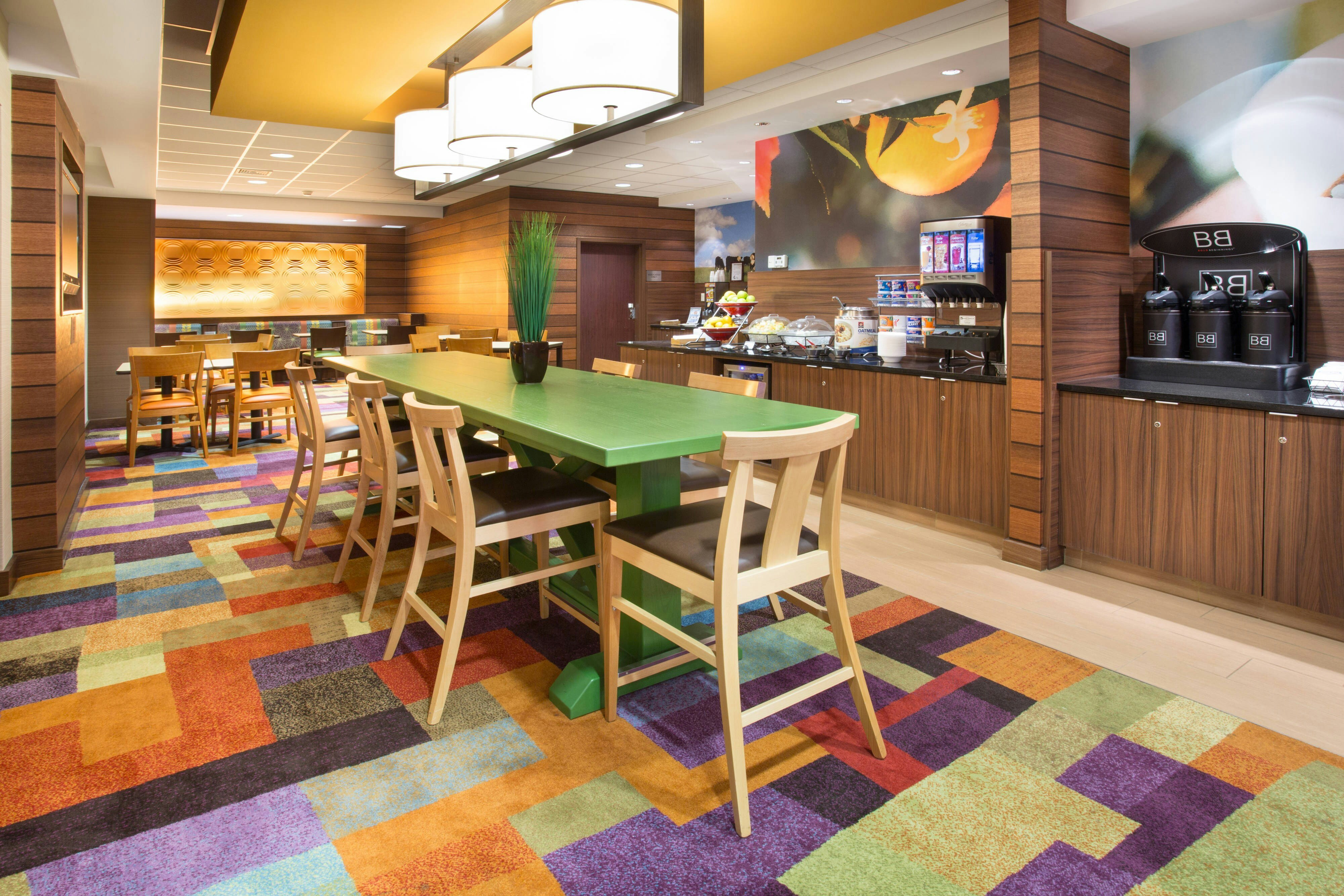 Fairfield Inn Suites Boston Milford 24/24
