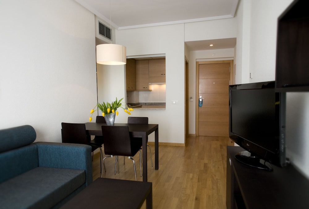 Compostela Suites 59/66