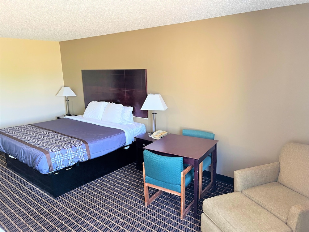 Designer Inn & Suites 22/69