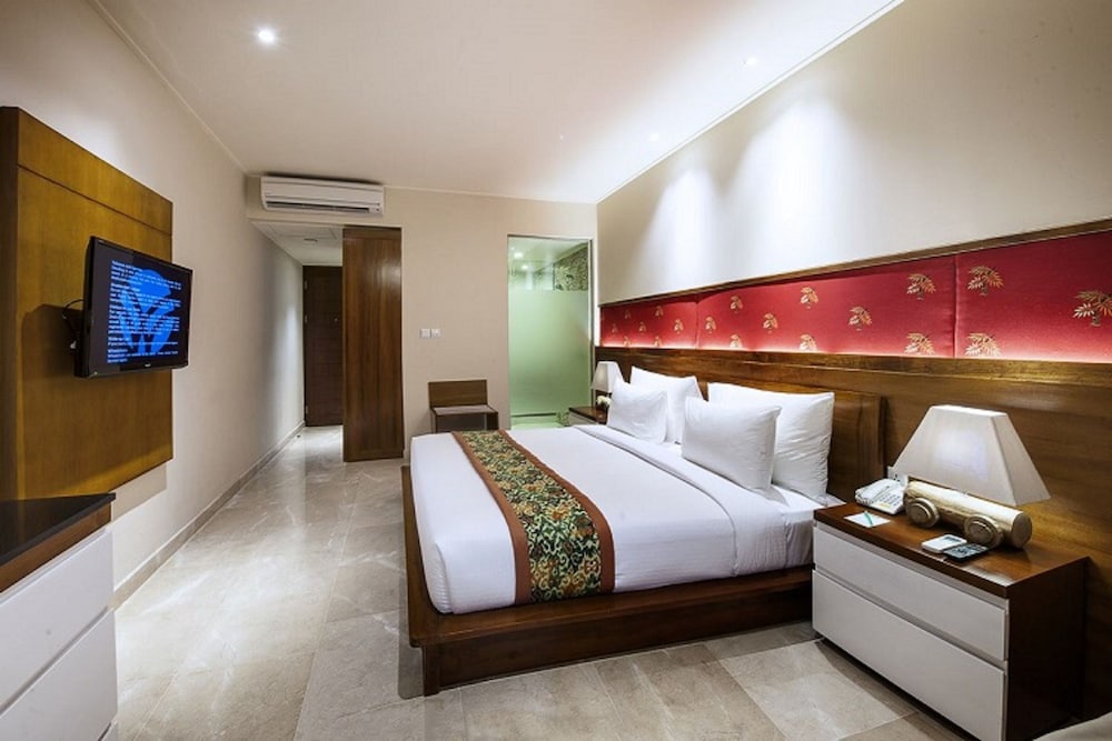 1 BEDROOM, DELUXE, DOUBLE OR TWIN BED, GARDEN VIEW