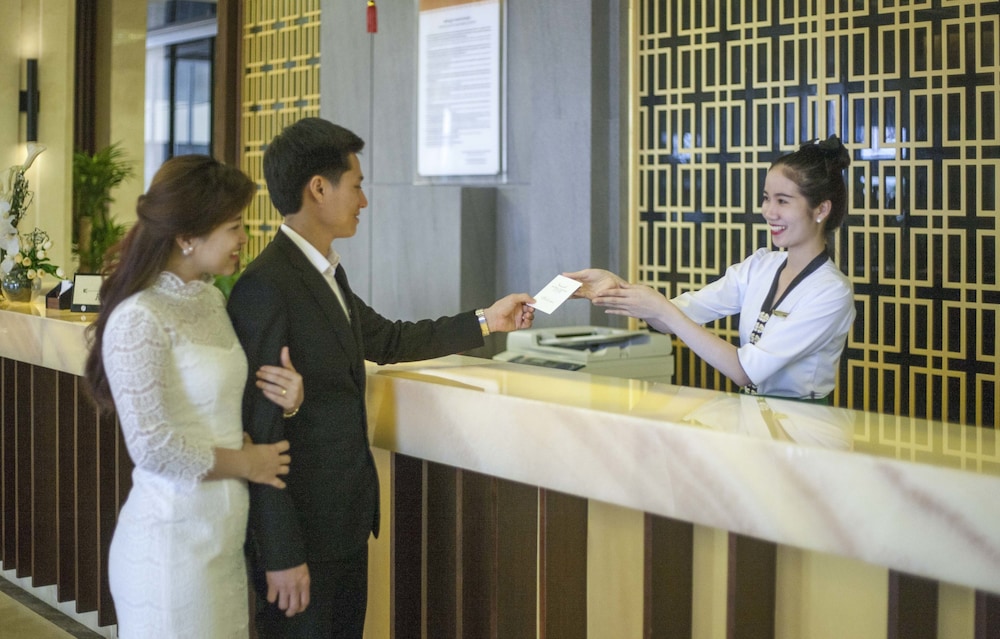 Muong Thanh Luxury Nhat Le Hotel 10/62