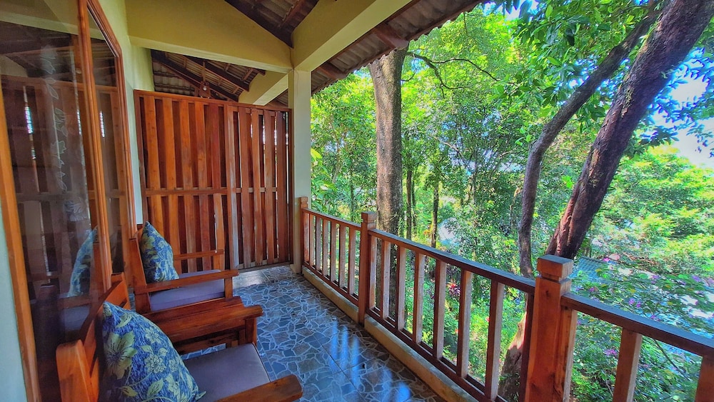 Ancarine Beach Resort 53/72