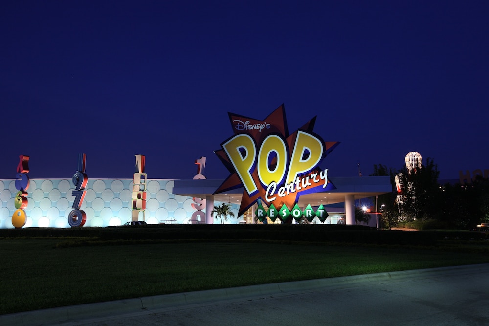 Disneys Pop Century Resort 7/50