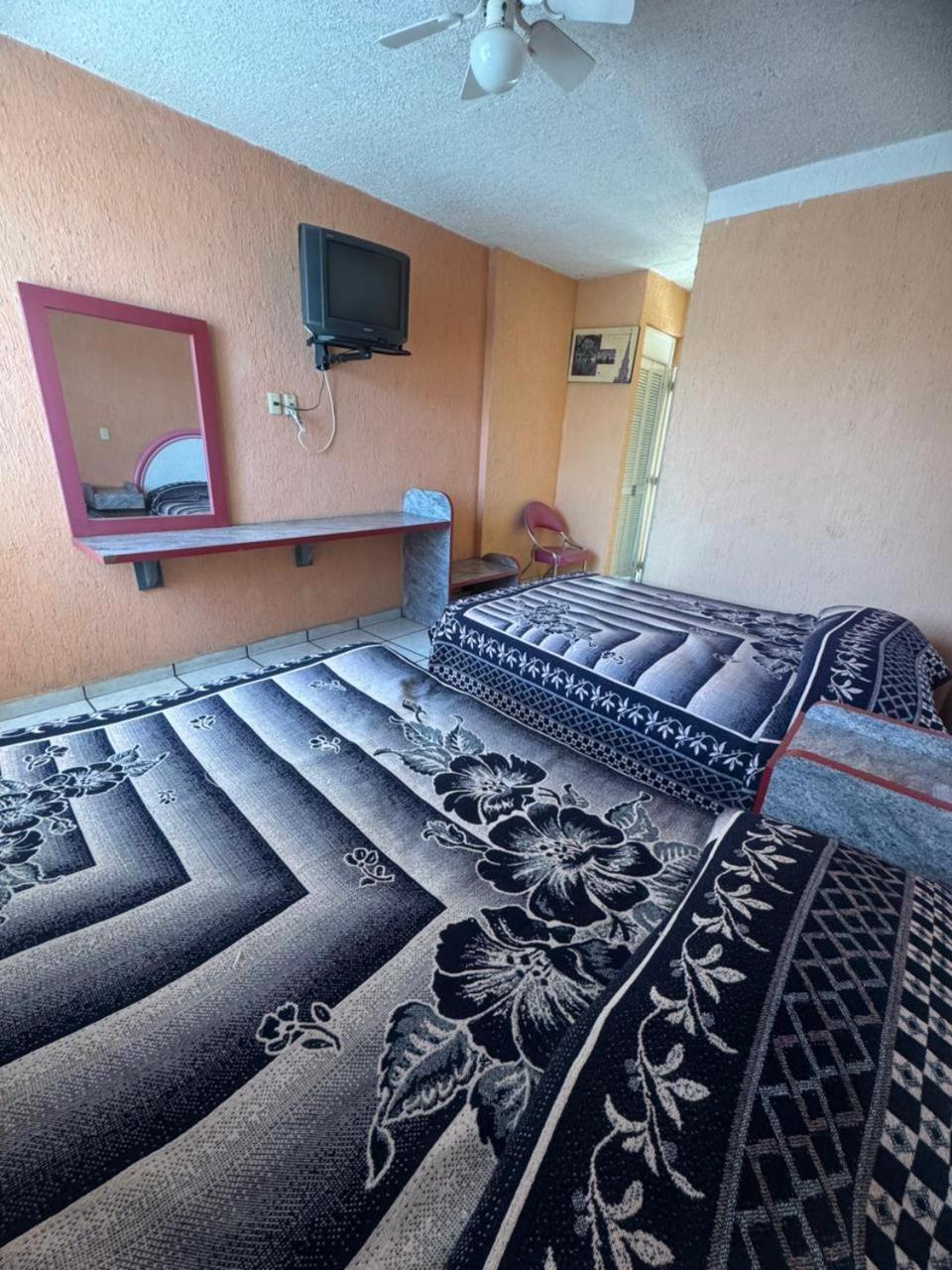 Hotel Mezvall 2/34