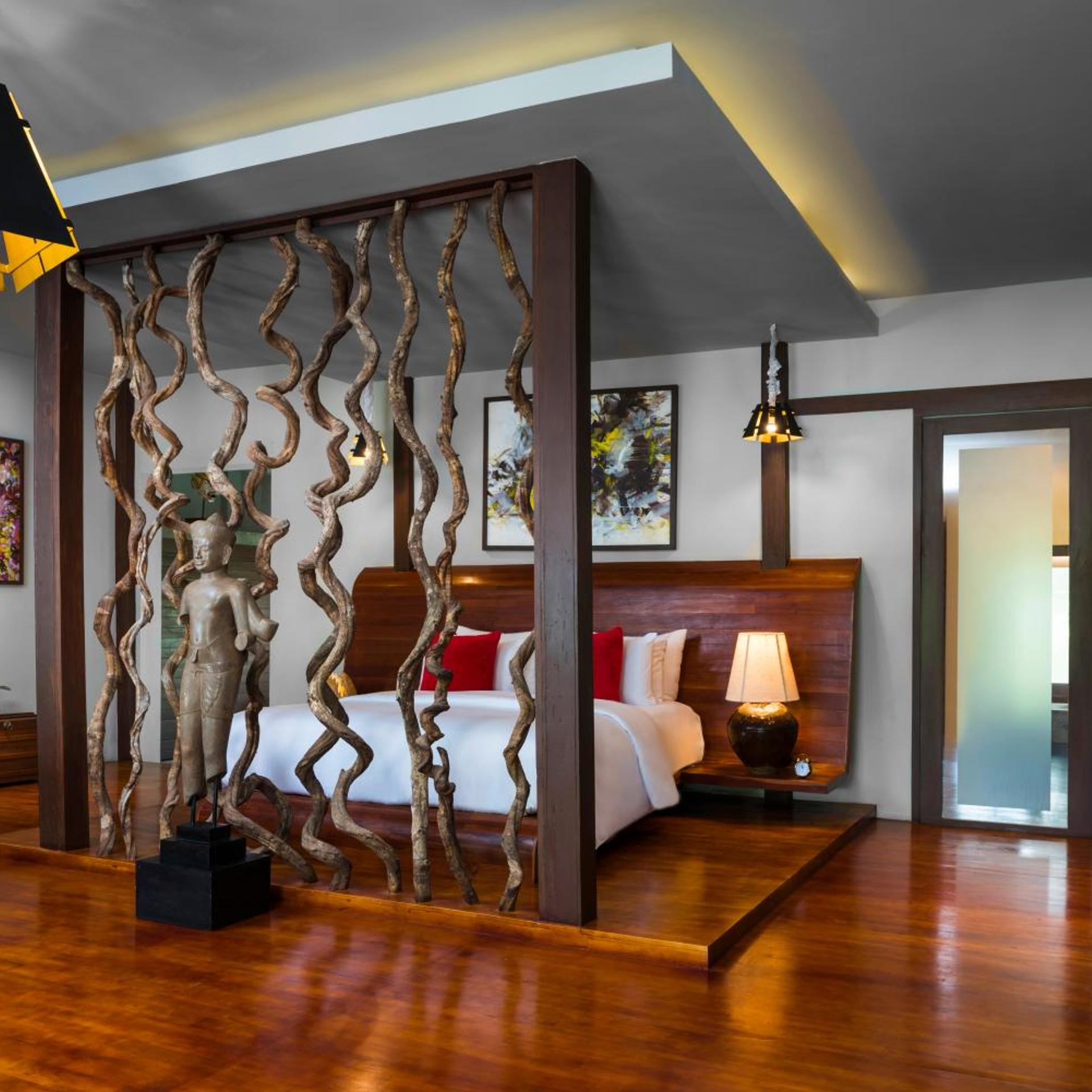 Home, Suite