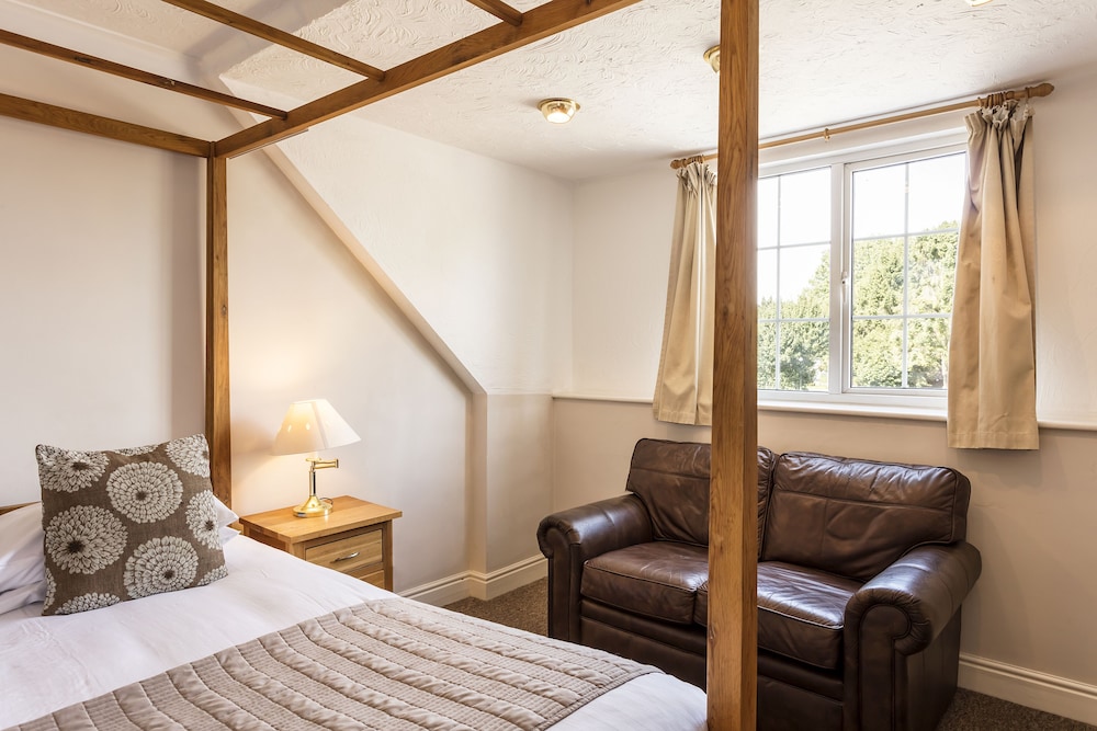Roydon Marina Village Hotel 16/49