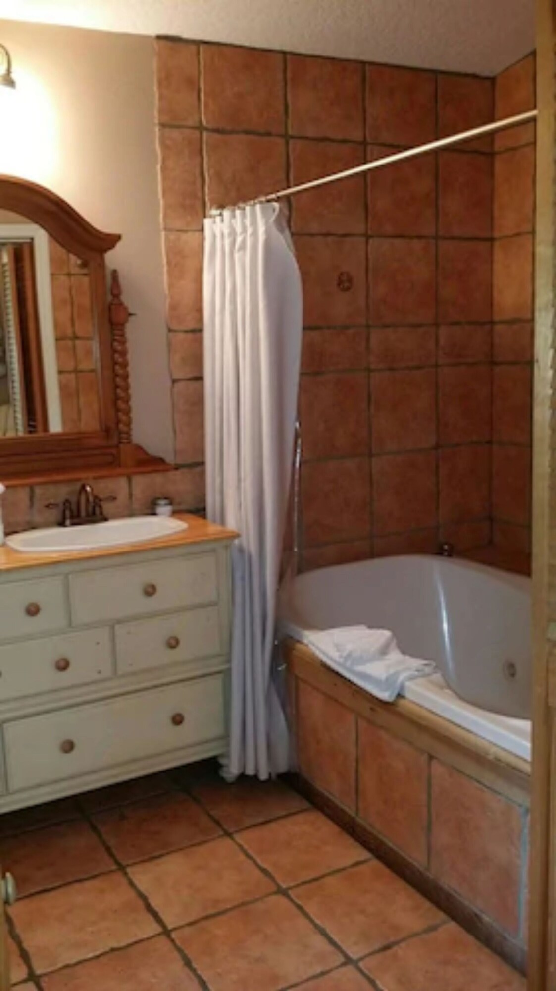 Deluxe, King Bed, Garden View, Florida House Inn 4/4