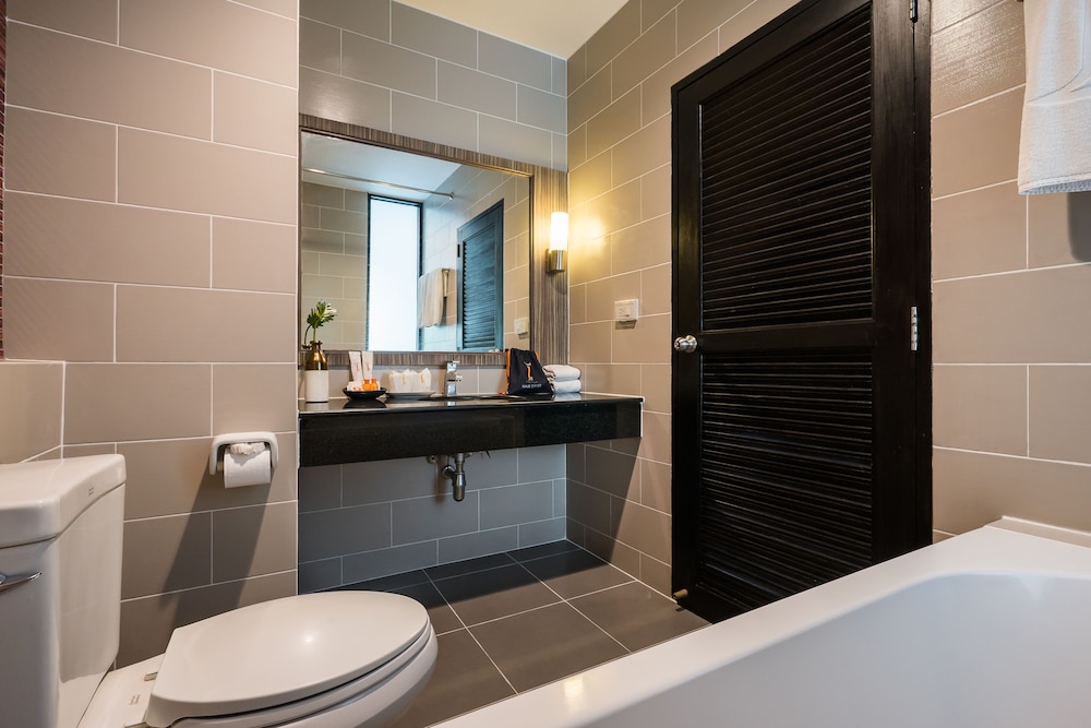 Hotel J Residence Pattaya 48/50