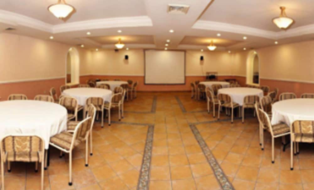 Hotel Astromundo 19/23