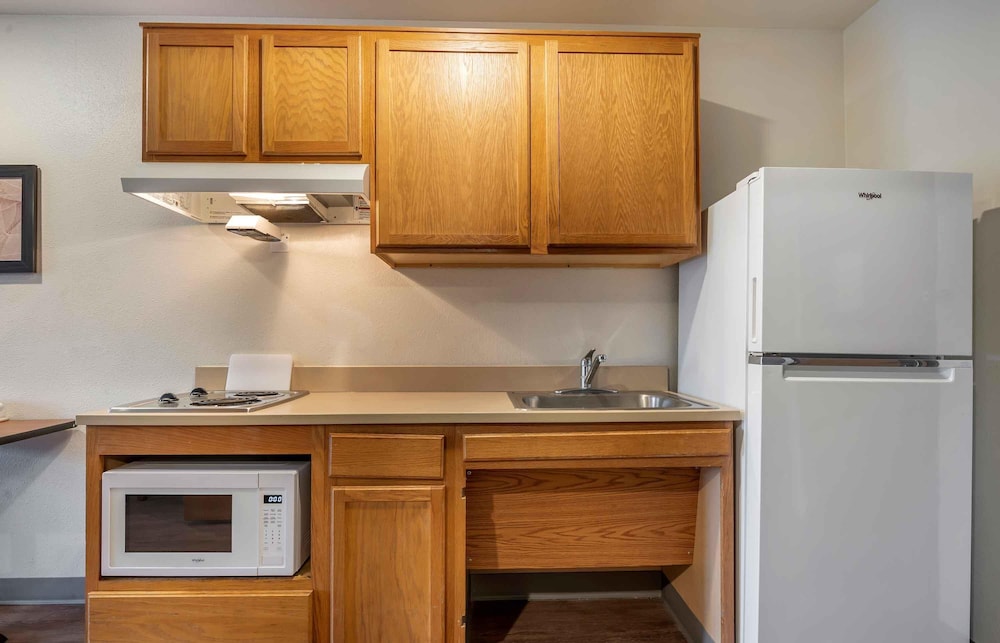 Extended Stay America Suites - Minneapolis - Fridley 47/49