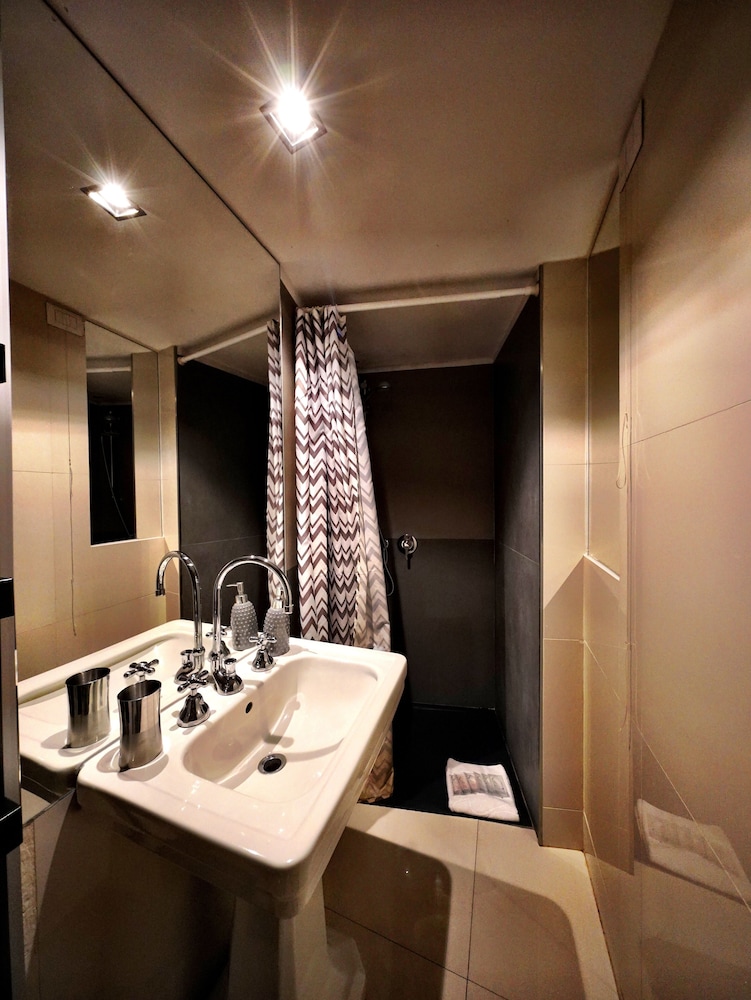 Nerva Accomodation Cavour 62/67