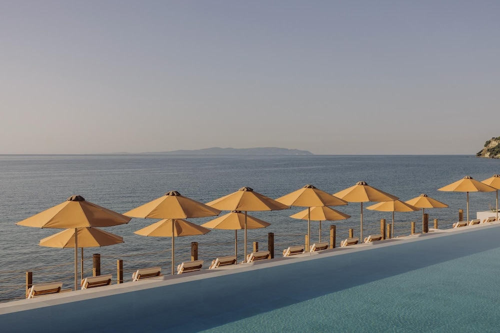 Cabo - Adults Only 67/75