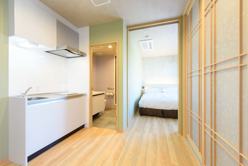 Sola Hotel 17/48